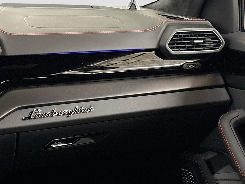 2024 Lamborghini Urus S - Image 20 of 31