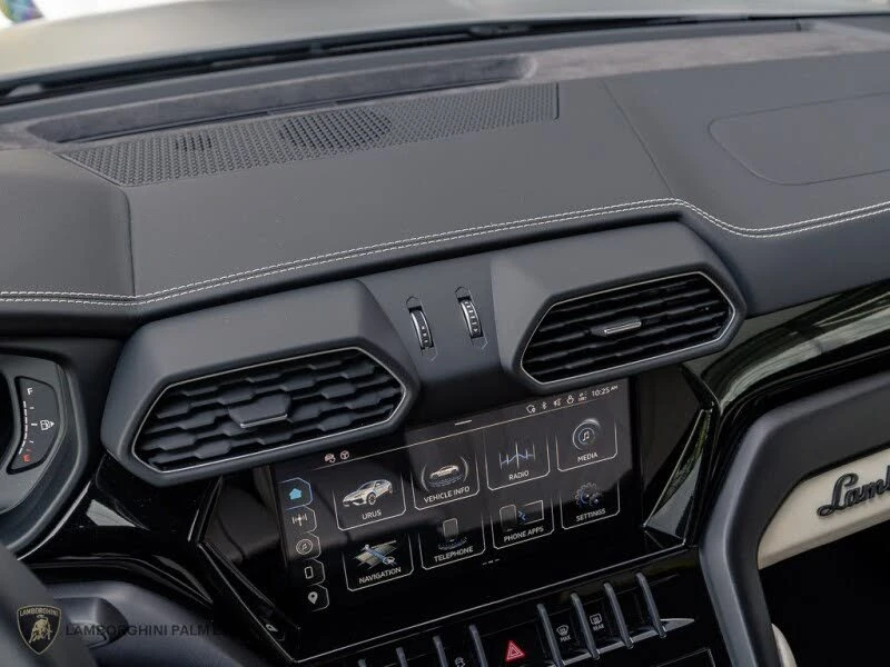 2024 Lamborghini Urus S - Image 14 of 31