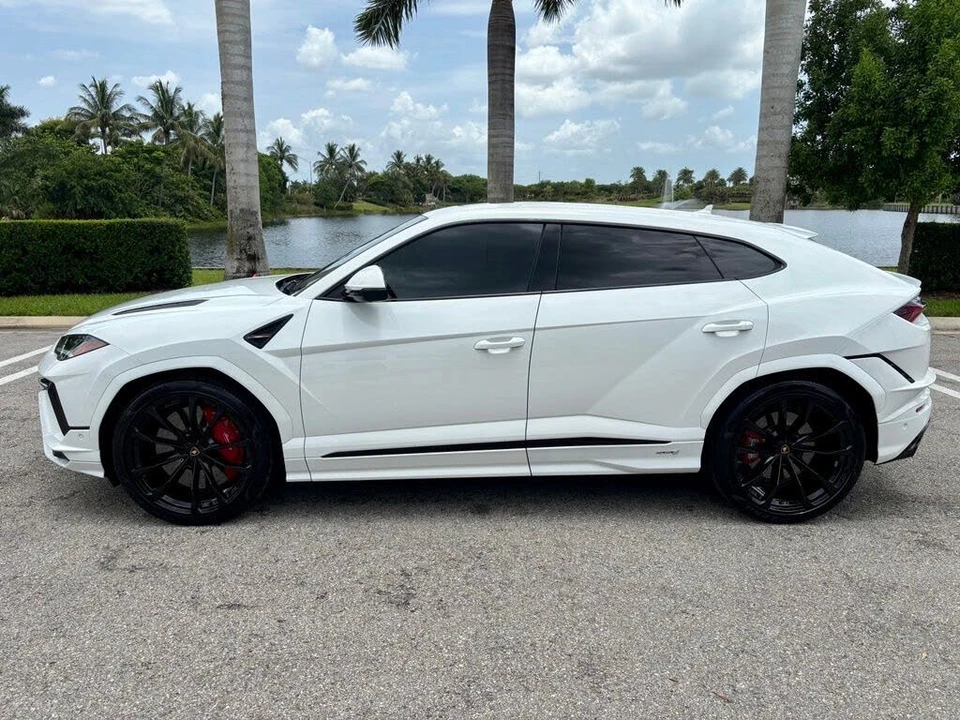 2024 Lamborghini Urus S - Image 10 of 31