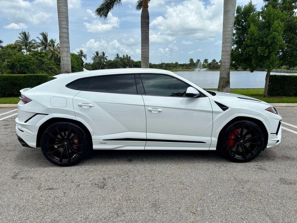 2024 Lamborghini Urus S - Image 5 of 31