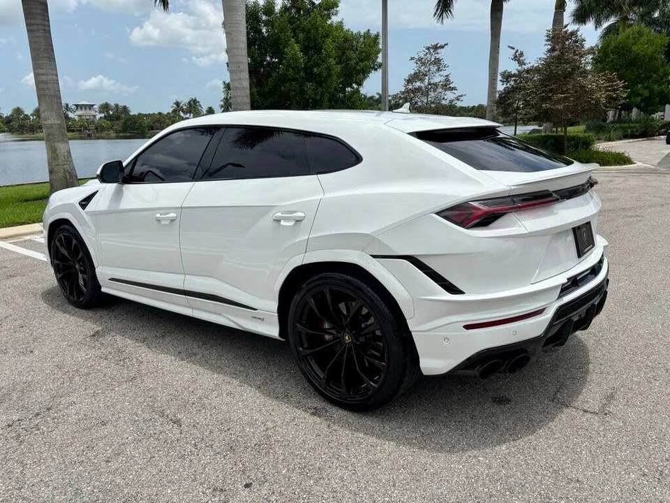 2024 Lamborghini Urus S - Image 9 of 31