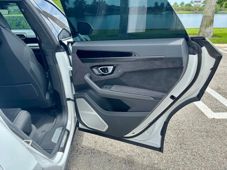 2024 Lamborghini Urus S - Image 27 of 31