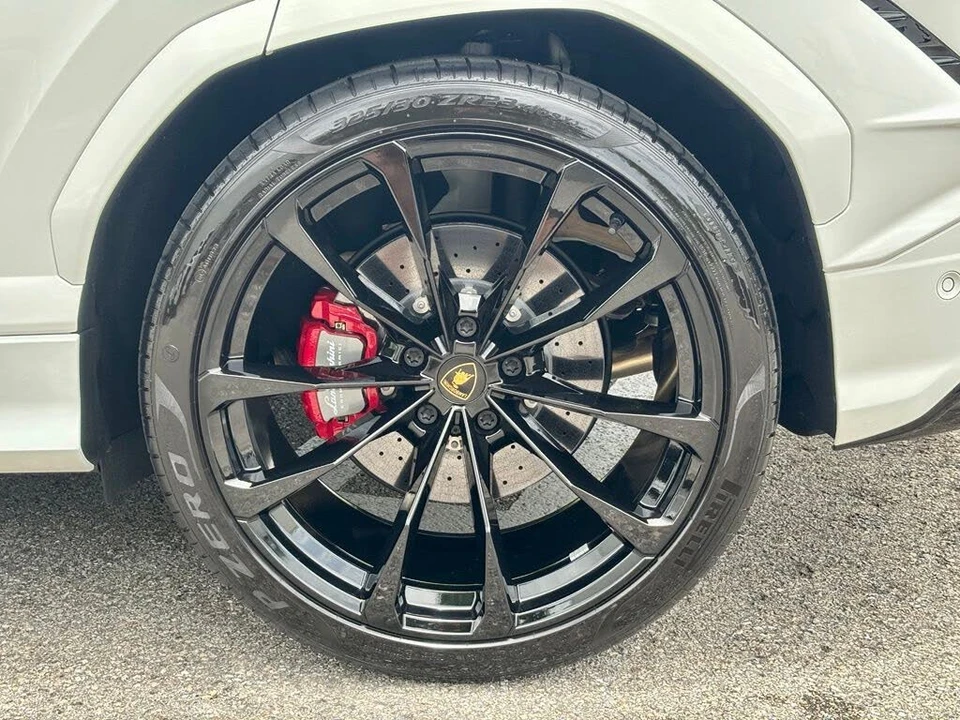 2024 Lamborghini Urus S - Image 16 of 31