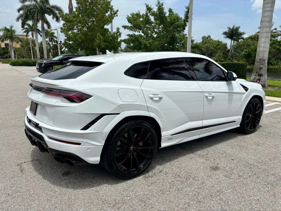 2024 Lamborghini Urus S - Image 6 of 31