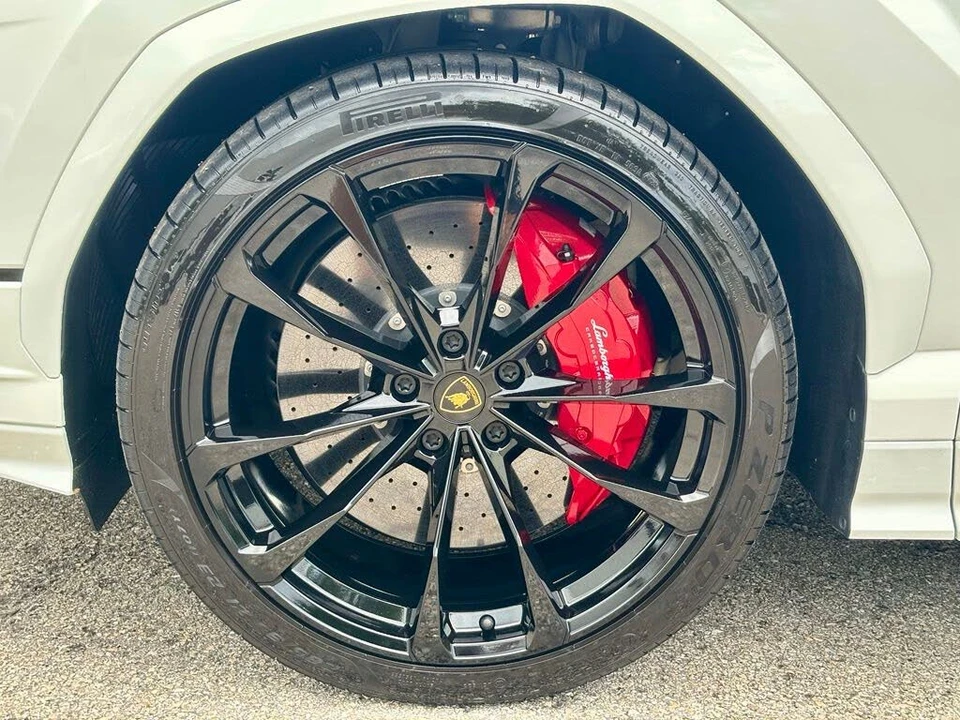 2024 Lamborghini Urus S - Image 15 of 31