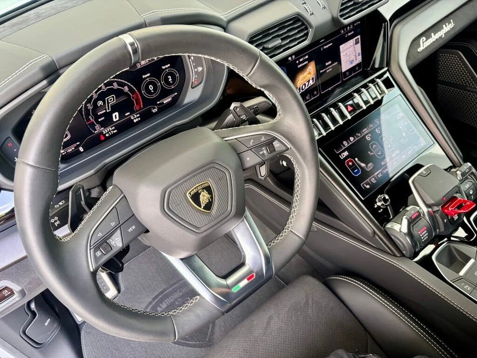2024 Lamborghini Urus S - Image 14 of 31