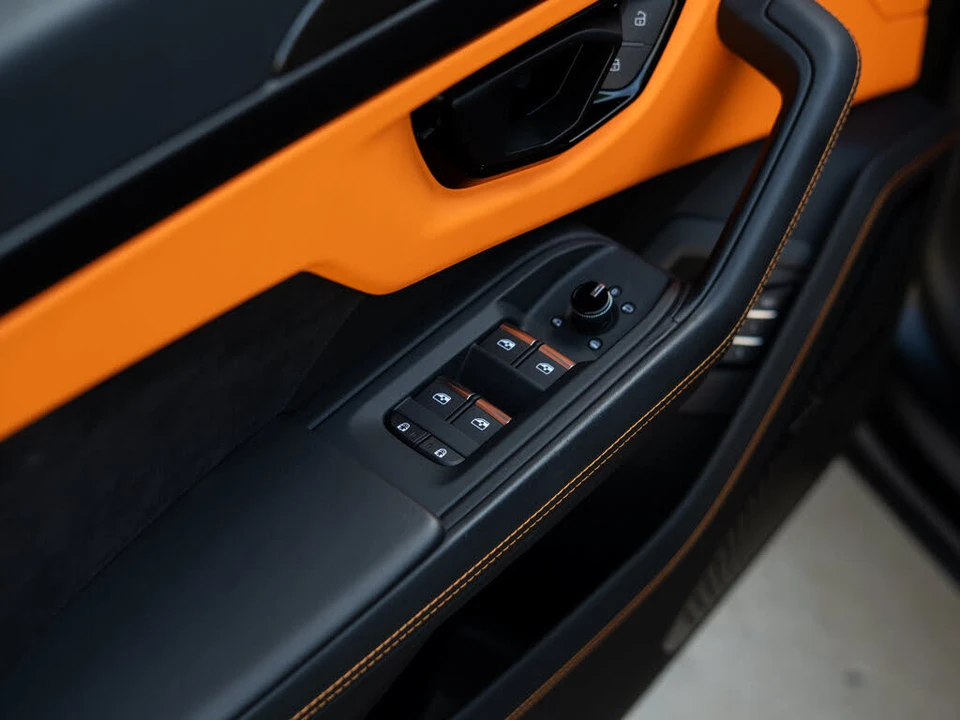 2024 Lamborghini Urus S - Image 20 of 31