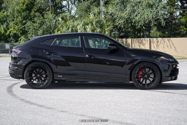 2024 Lamborghini Urus S - Image 9 of 31