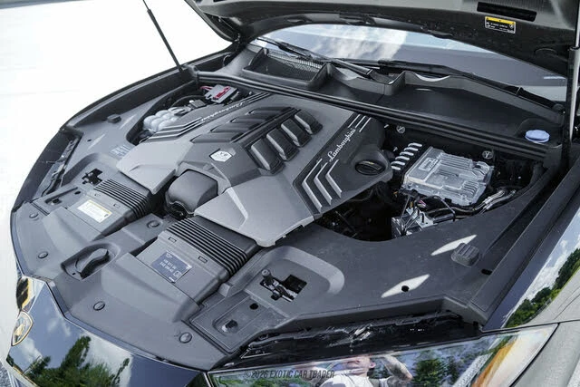 2024 Lamborghini Urus S - Image 17 of 31