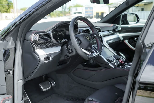 2024 Lamborghini Urus S - Image 21 of 31
