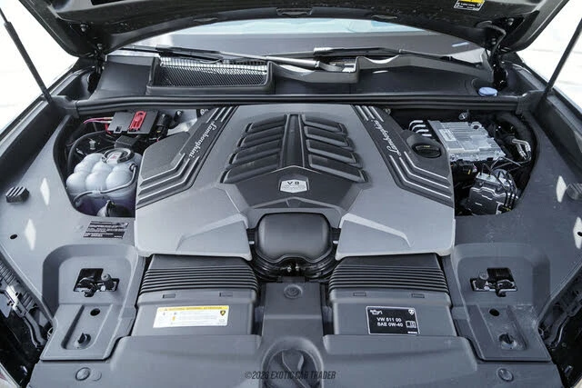 2024 Lamborghini Urus S - Image 15 of 31