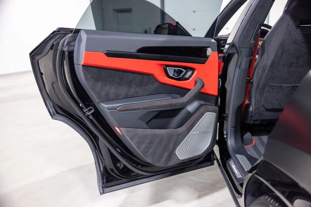 2024 Lamborghini Urus S - Image 30 of 31
