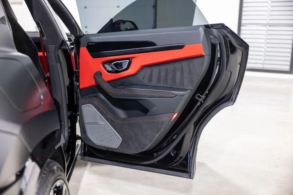 2024 Lamborghini Urus S - Image 28 of 31