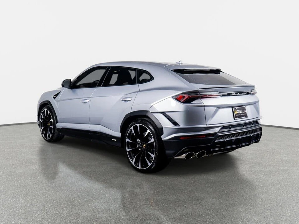 2024 Lamborghini Urus S - Image 13 of 30