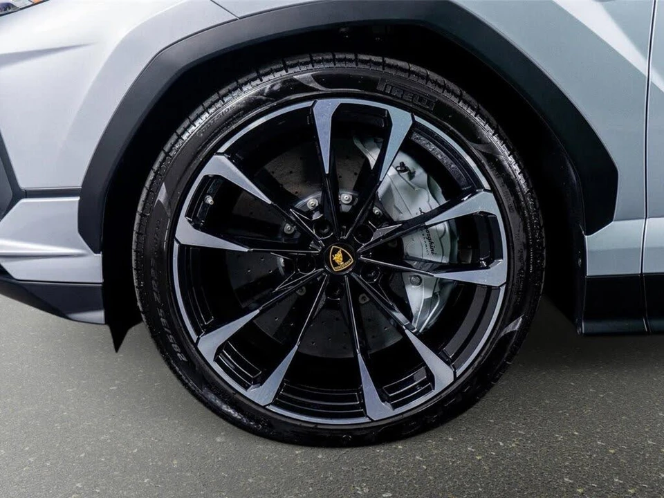 2024 Lamborghini Urus S - Image 18 of 30