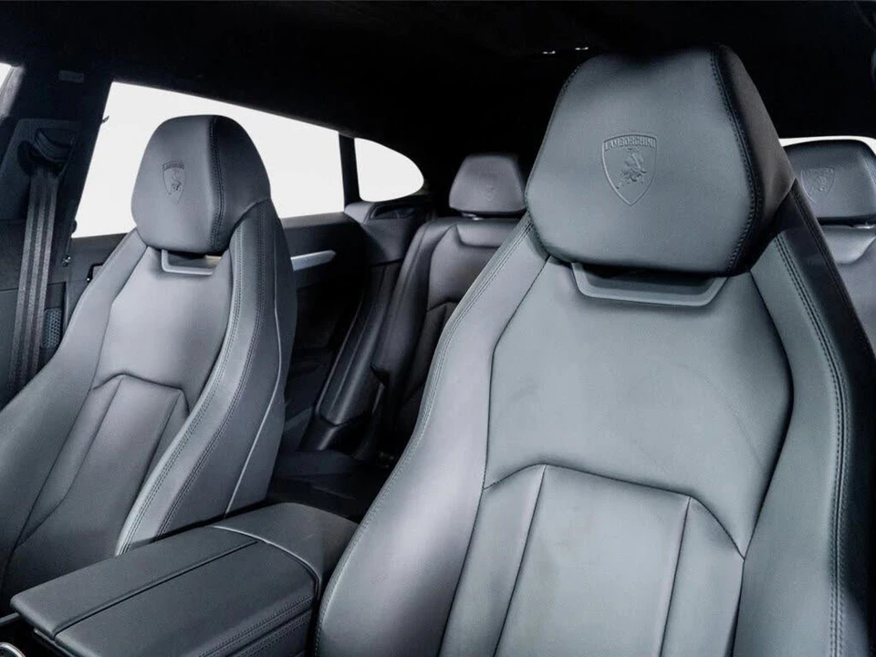 2024 Lamborghini Urus S - Image 28 of 30