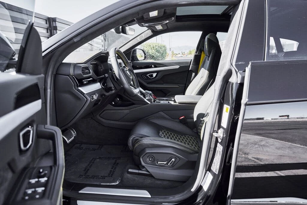 2024 Lamborghini Urus S - Image 31 of 31