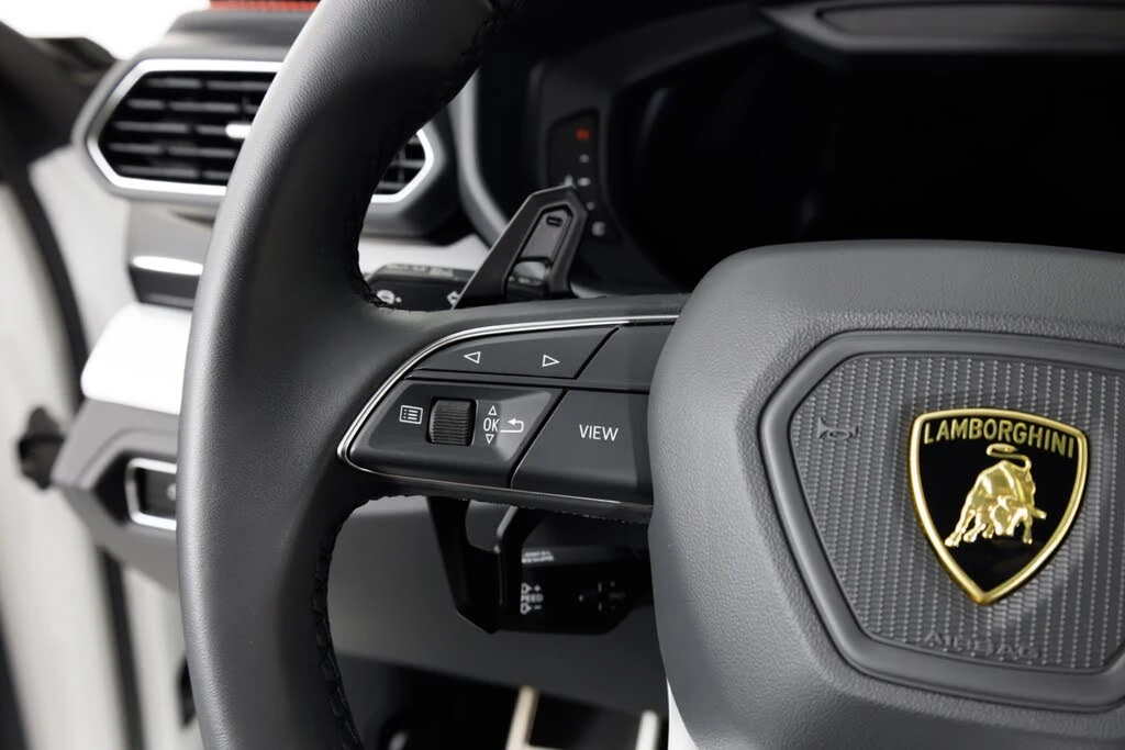 2024 Lamborghini Urus S - Image 24 of 31