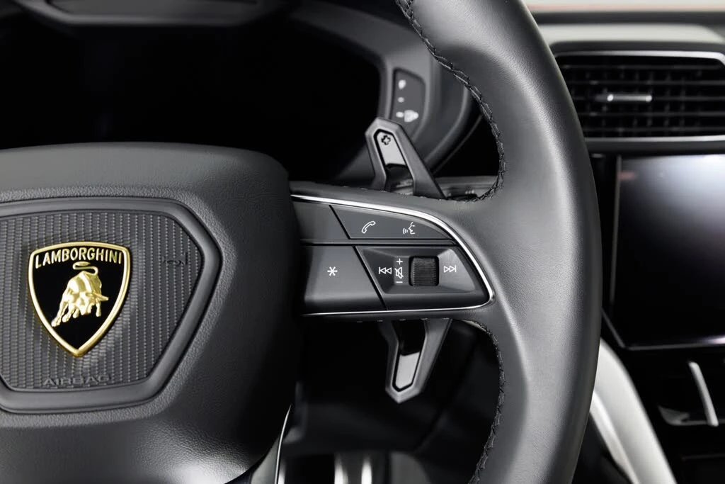 2024 Lamborghini Urus S - Image 25 of 31