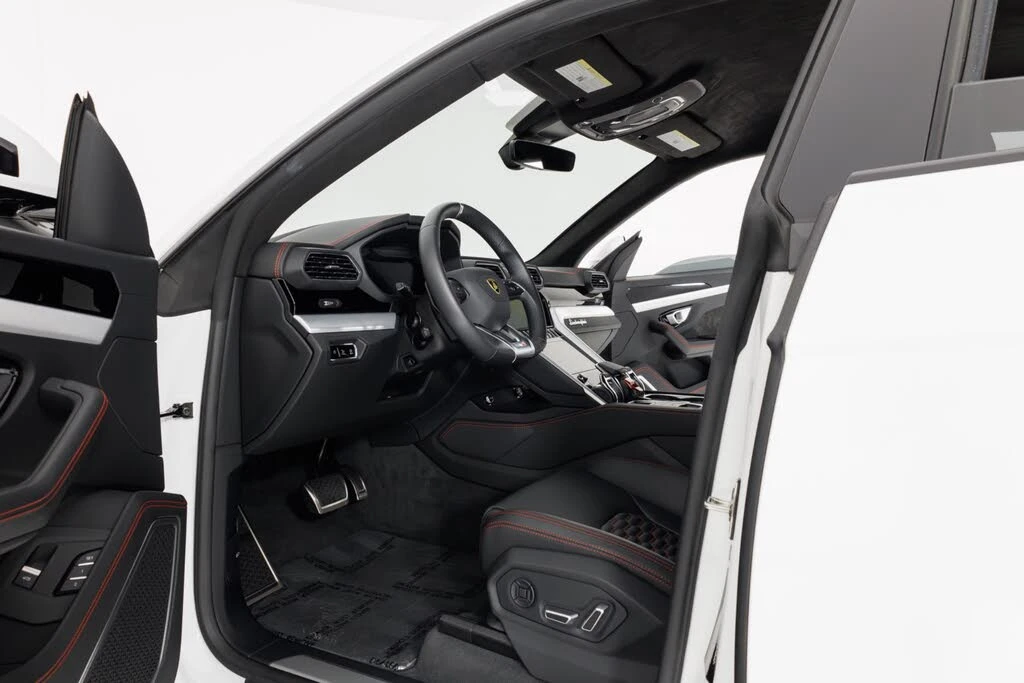 2024 Lamborghini Urus S - Image 14 of 31