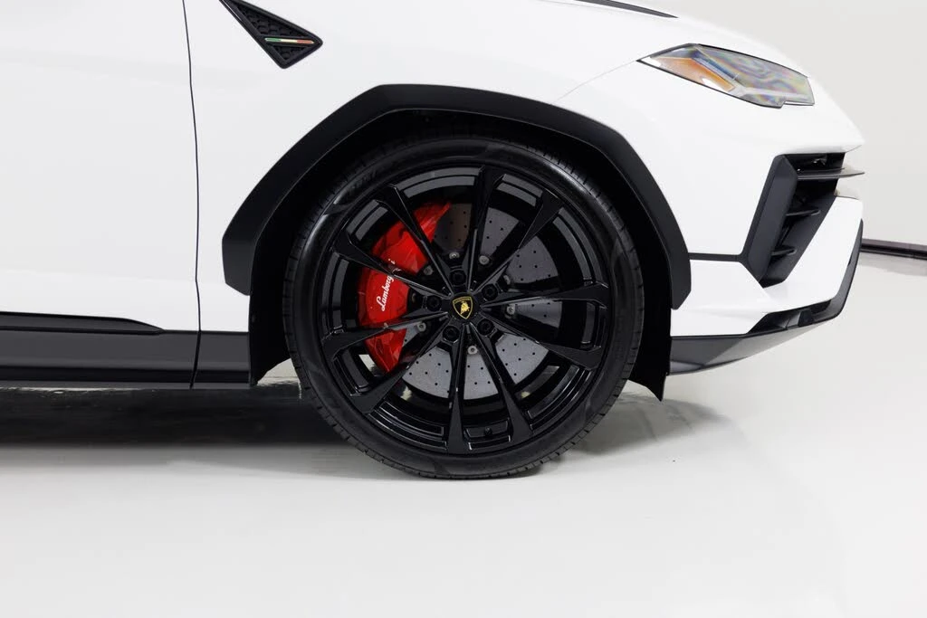 2024 Lamborghini Urus S - Image 13 of 31