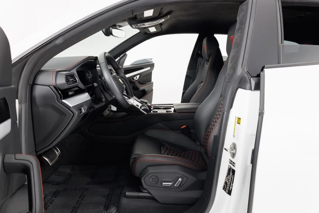 2024 Lamborghini Urus S - Image 15 of 31
