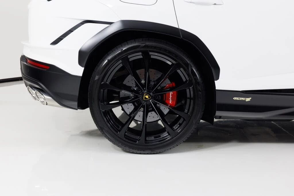 2024 Lamborghini Urus S - Image 12 of 31