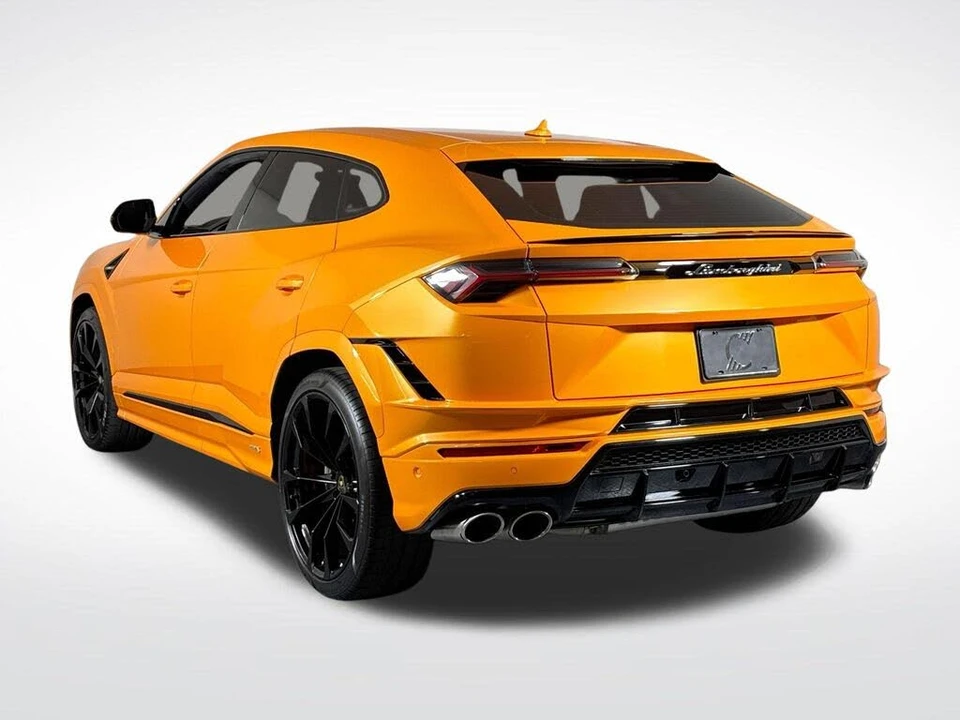 2024 Lamborghini Urus S - Image 3 of 31