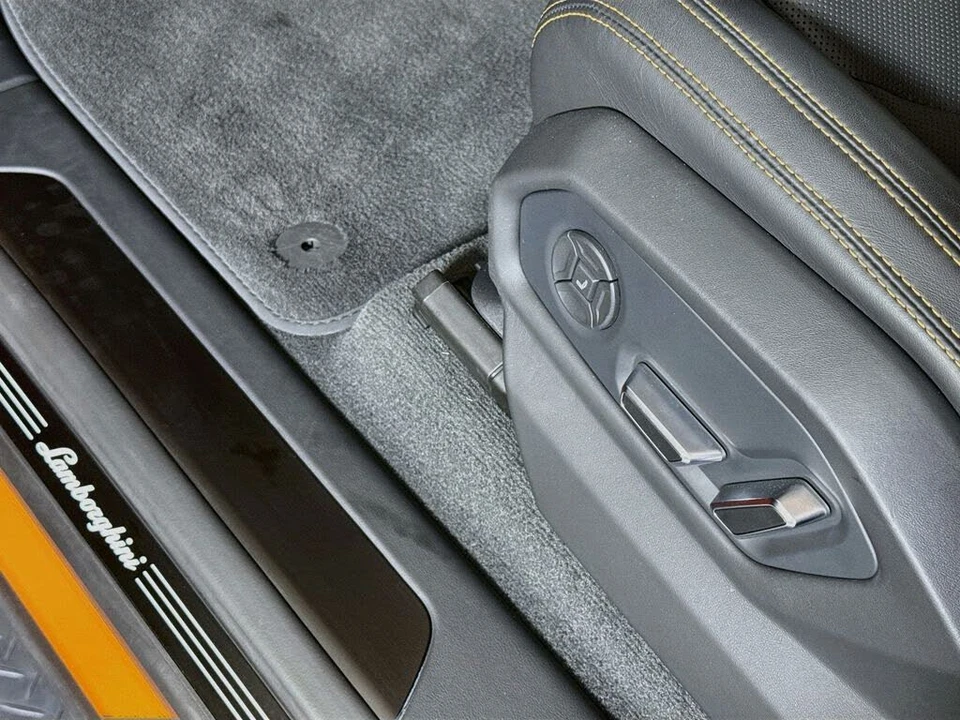 2024 Lamborghini Urus S - Image 20 of 31