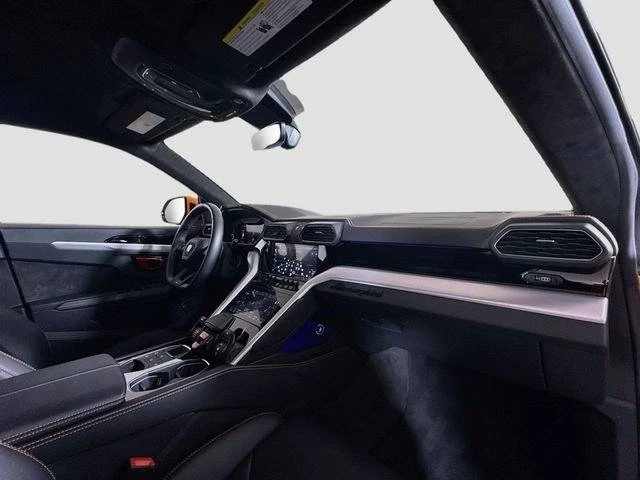 2024 Lamborghini Urus S - Image 15 of 20