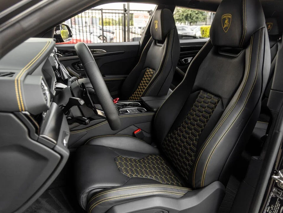 2024 Lamborghini Urus S - Image 23 of 31