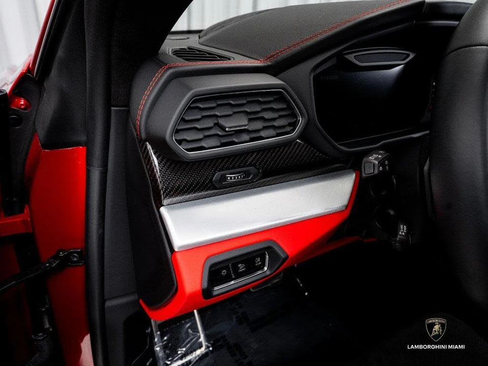 2024 Lamborghini Urus S - Image 22 of 31
