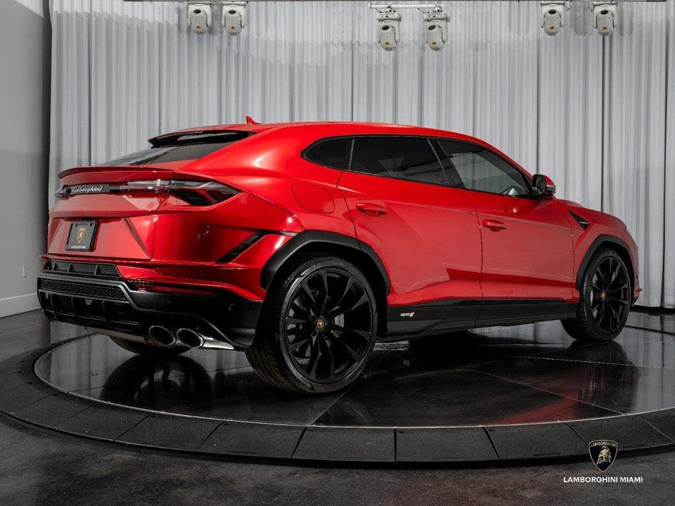 2024 Lamborghini Urus S - Image 14 of 31