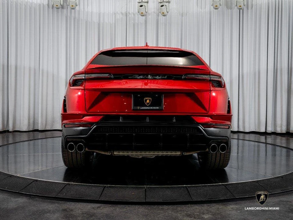 2024 Lamborghini Urus S - Image 10 of 31