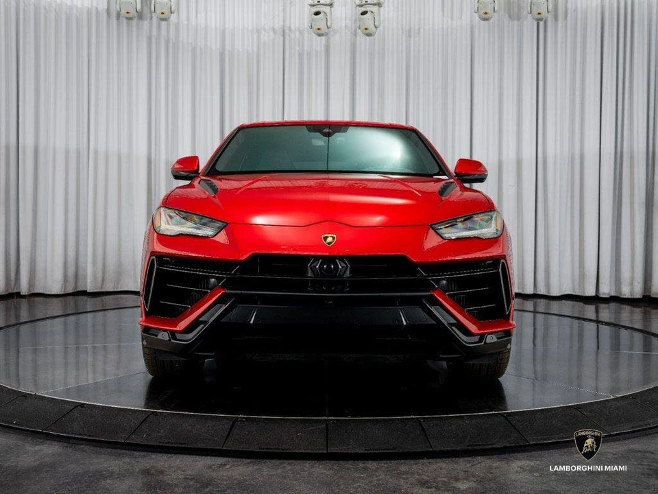 2024 Lamborghini Urus S - Image 2 of 31