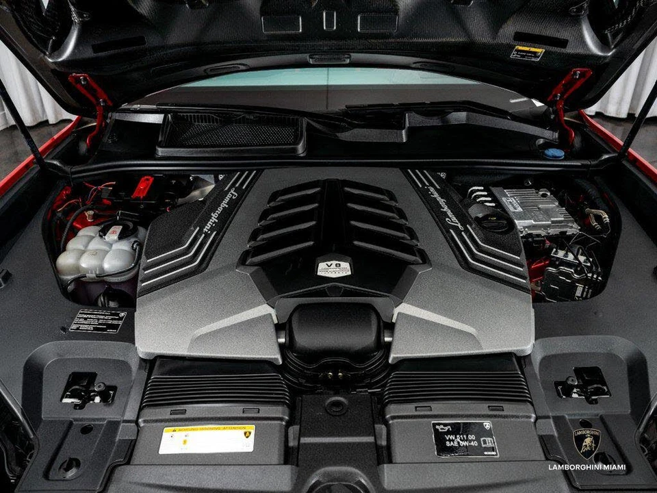 2024 Lamborghini Urus S - Image 4 of 31