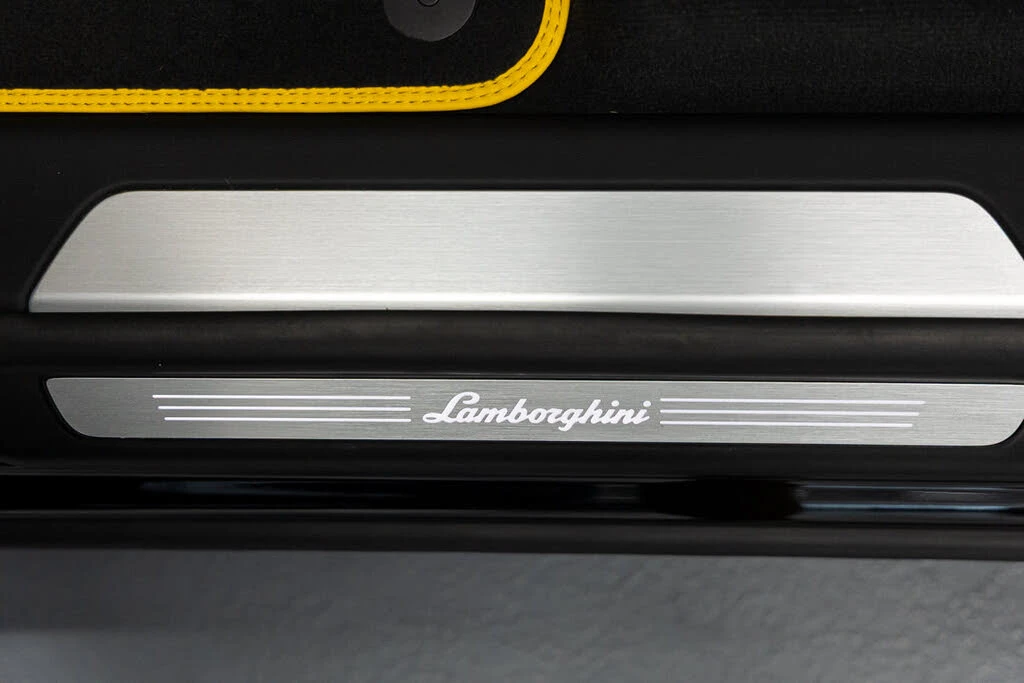 2024 Lamborghini Urus S - Image 20 of 31