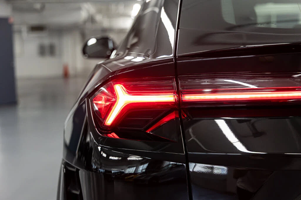 2024 Lamborghini Urus S - Image 19 of 31