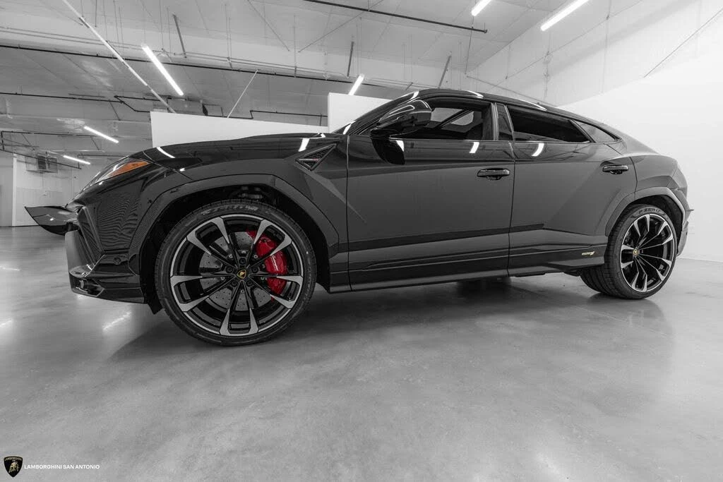 2024 Lamborghini Urus S - Image 10 of 31
