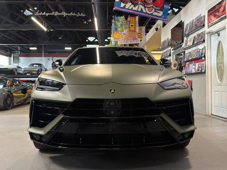 2024 Lamborghini Urus S - Image 2 of 31