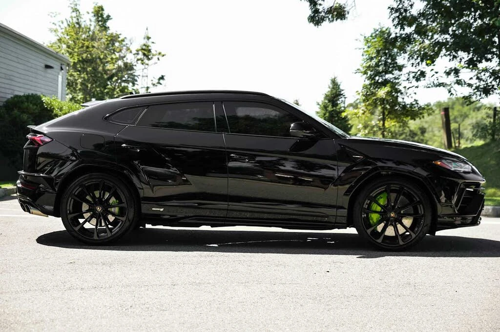2024 Lamborghini Urus S - Image 8 of 31