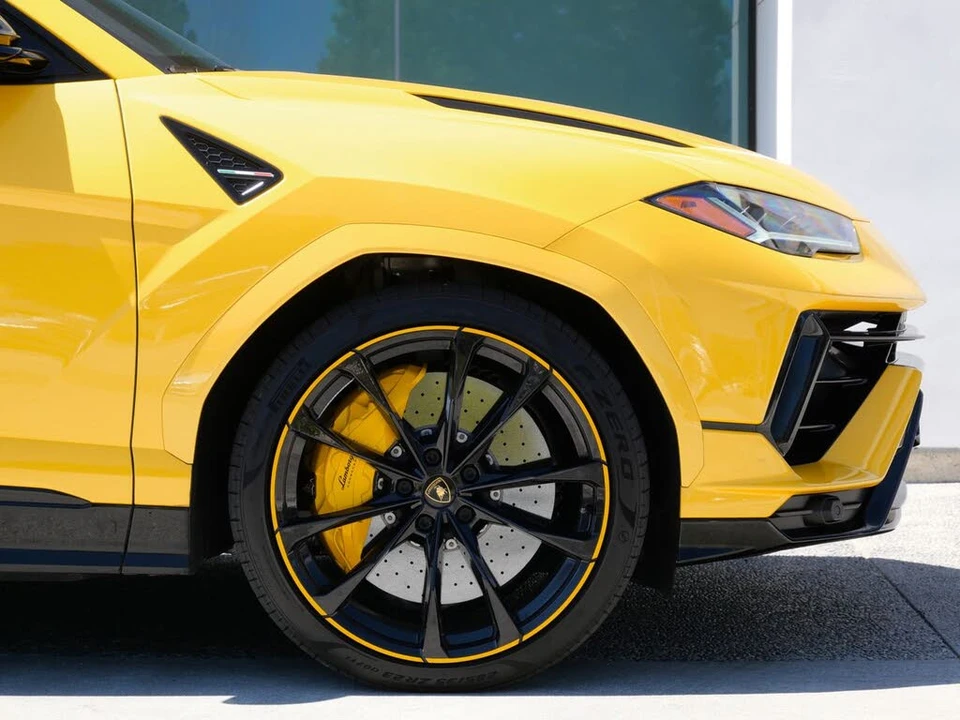 2024 Lamborghini Urus S - Image 9 of 28