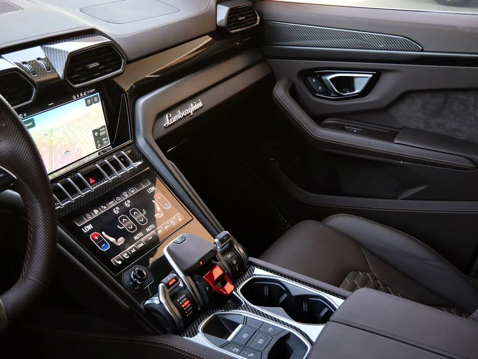 2024 Lamborghini Urus S - Image 16 of 27