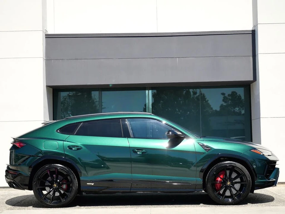 2024 Lamborghini Urus S - Image 2 of 27