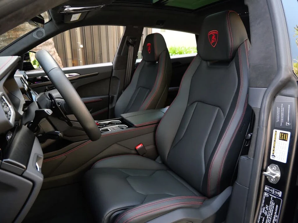 2024 Lamborghini Urus S - Image 18 of 26