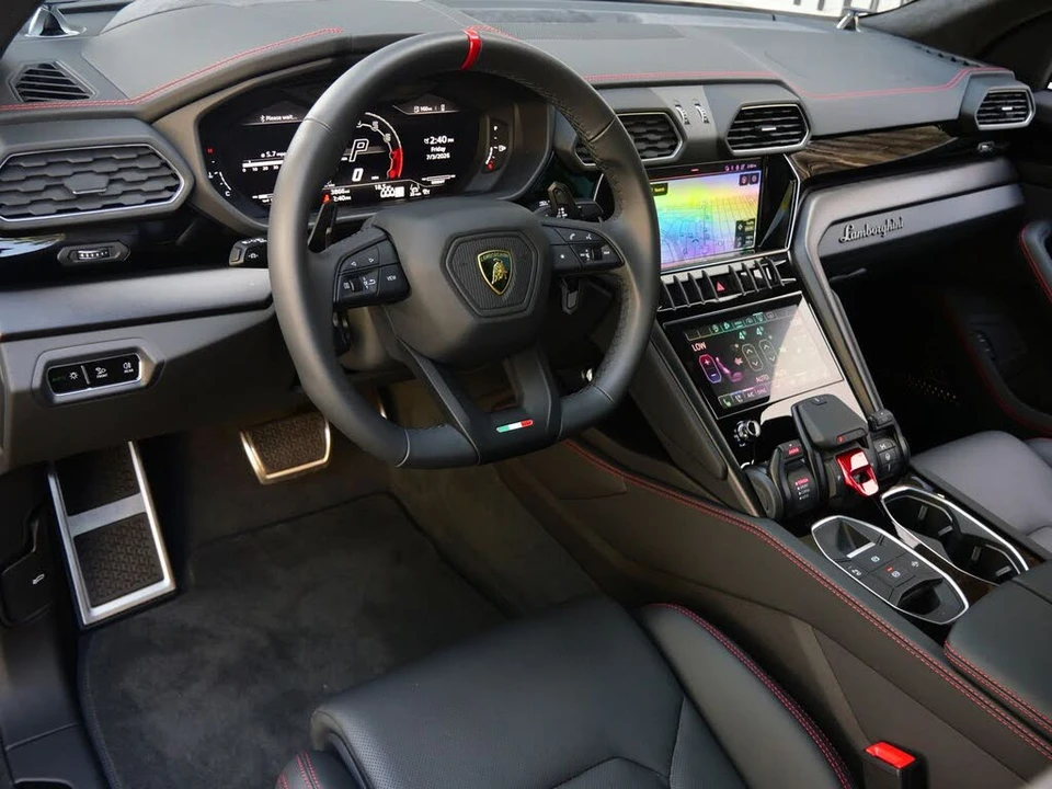 2024 Lamborghini Urus S - Image 13 of 26