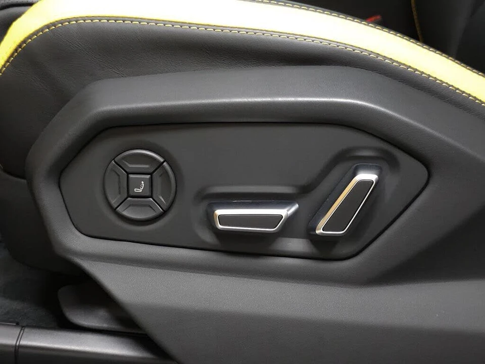 2024 Lamborghini Urus S - Image 9 of 31