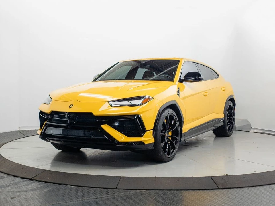 2024 Lamborghini Urus S - Image 3 of 31