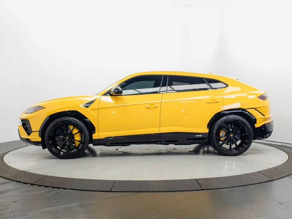 2024 Lamborghini Urus S - Image 4 of 31