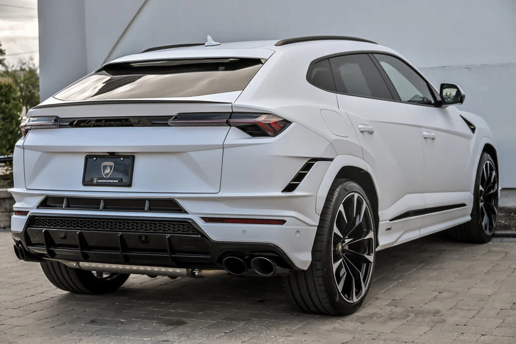 2024 Lamborghini Urus S - Image 16 of 31
